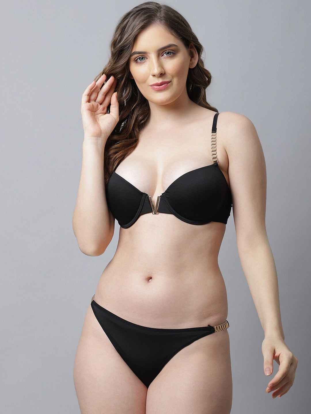 Women Black Solid Lingerie Set